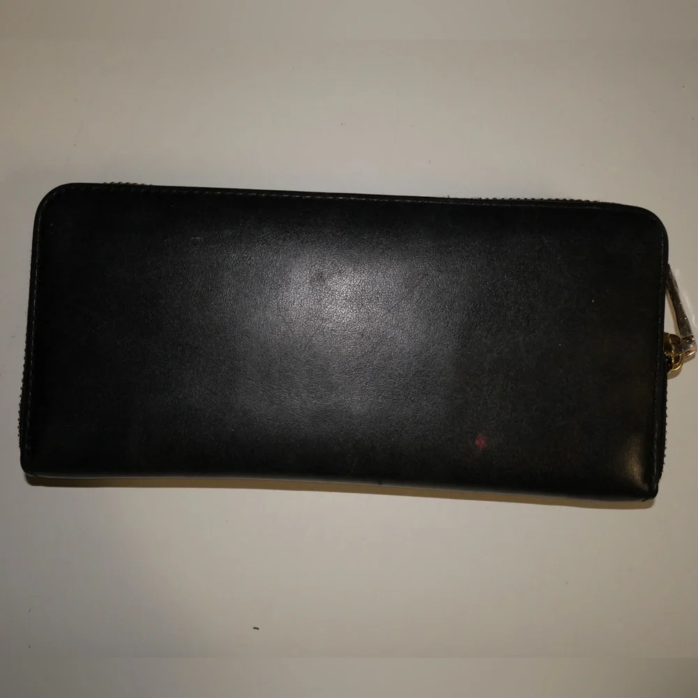 Coach - Picture 3 of 3